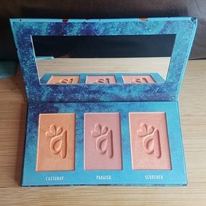 🔥NWT Alamar Blush Trio Palette